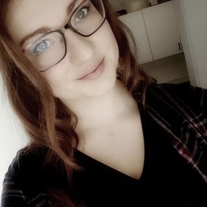 Meet your Posher, Brittny